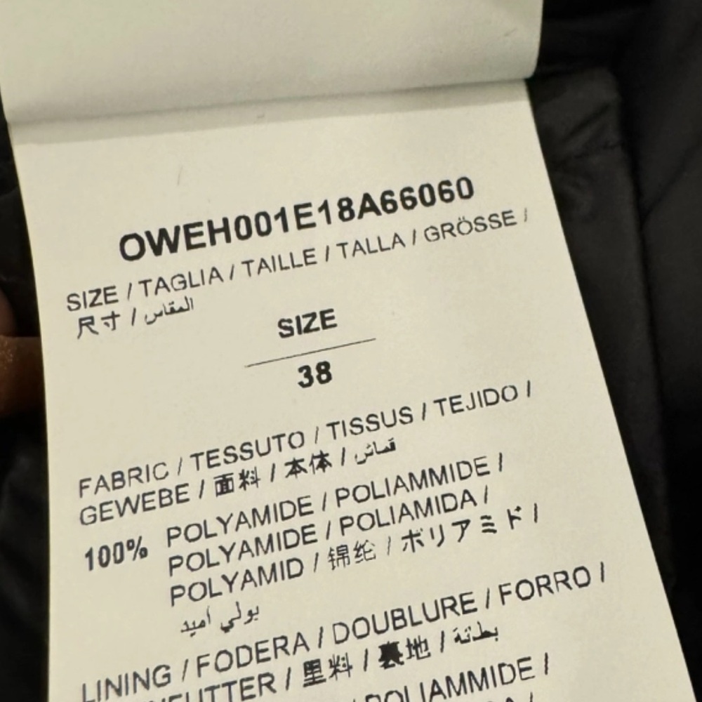 Off White
"Woman" Floral-Embroidery Ripstop Puffer Bomber Jacket - Picture 13 of 16